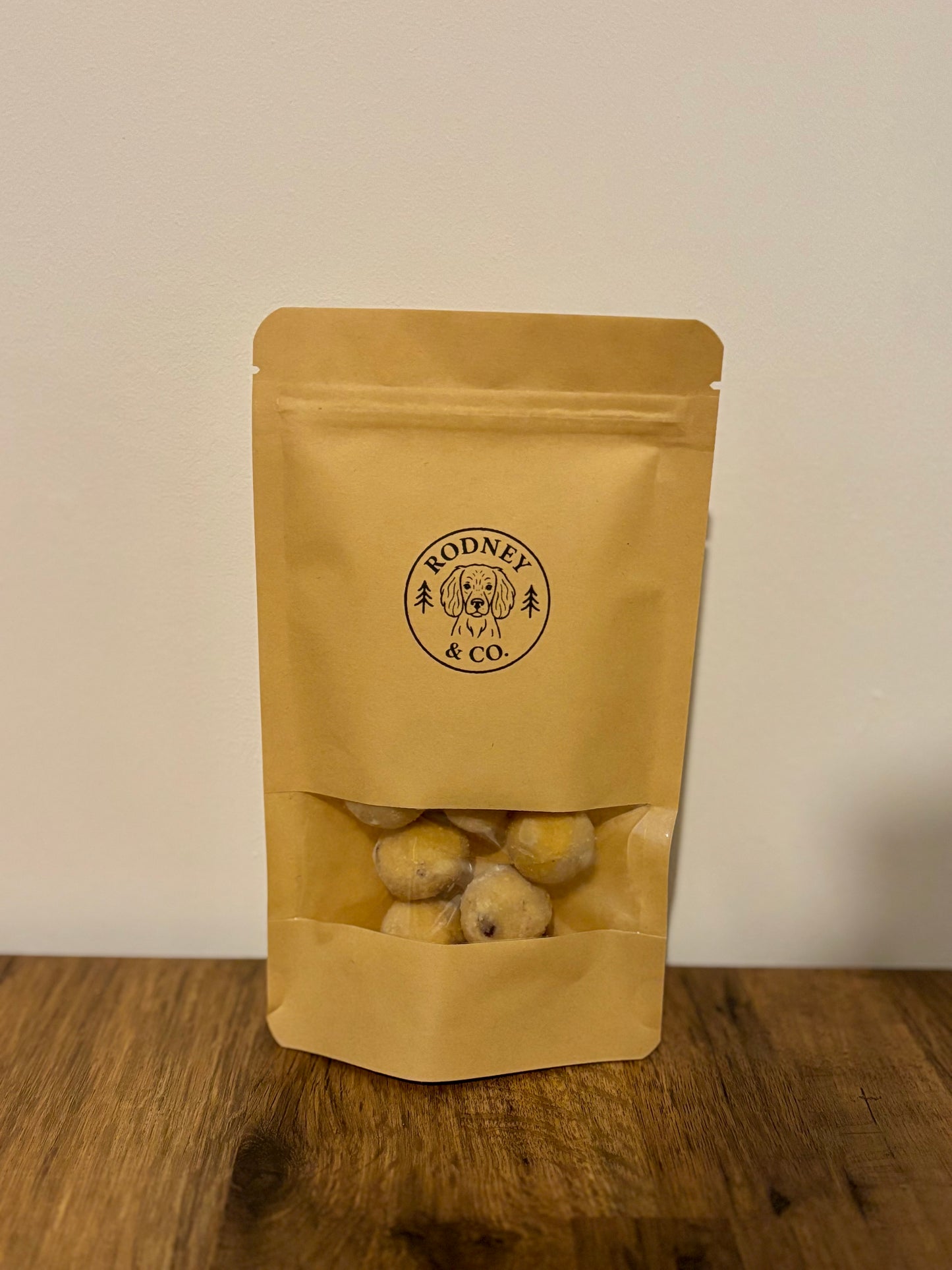 CHRISTMAS COCONUT AND CRANBERRY SNOWBALLS